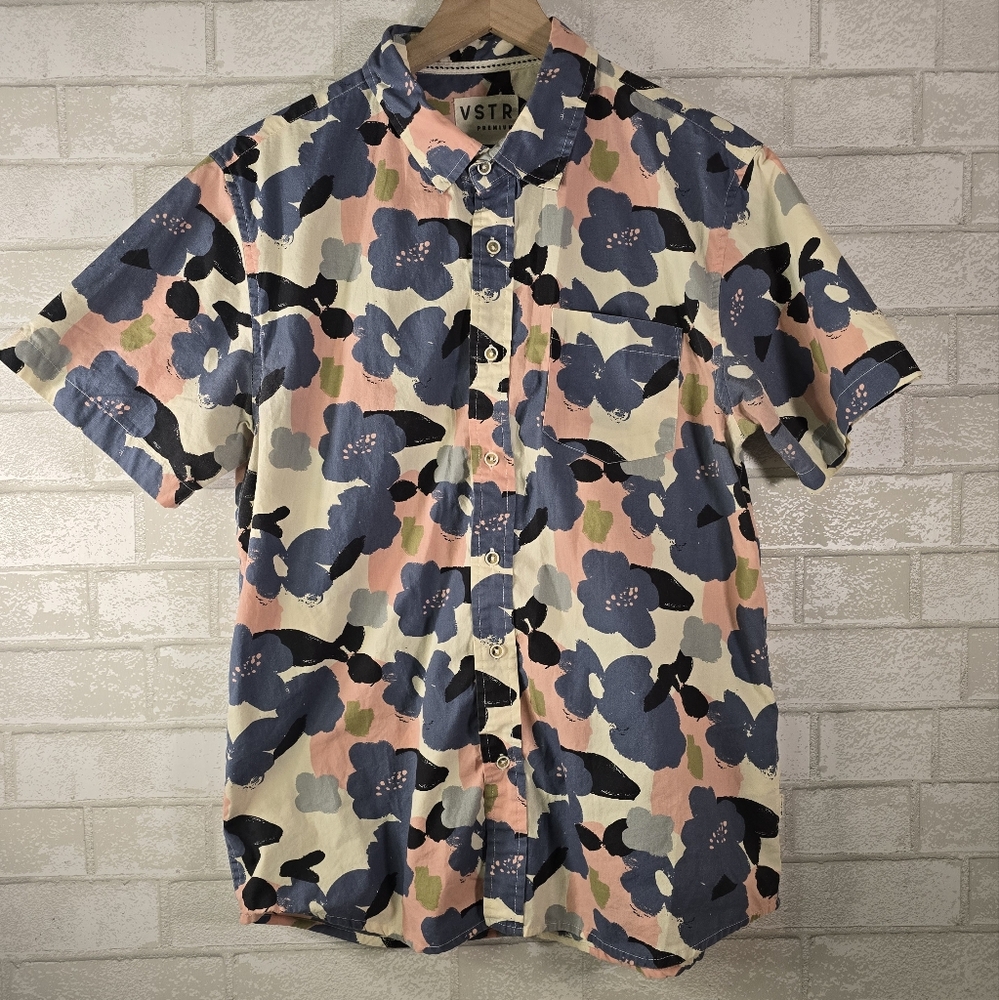 VSTR Short Sleeve Button Down Collared Shirt Front Pocket Men’s L Floral Print